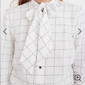 SOLD: Pussy bow Madewell 100% cotton button down